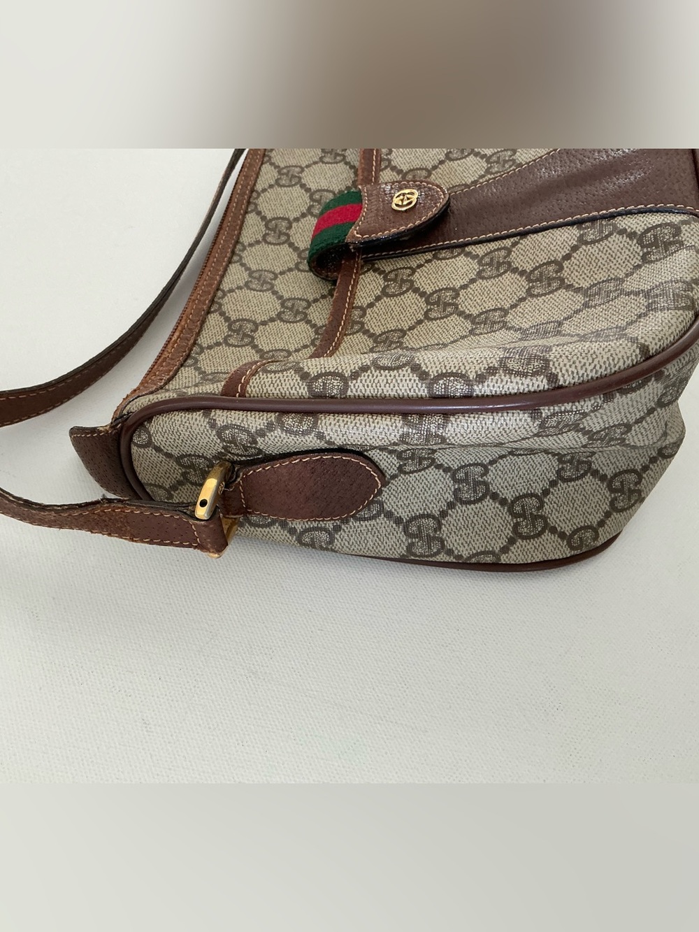 Gucci Vintage Gucci GG Supreme Crossbody Bag Web Stripe Monogram Shoulder Bag - Picture 3 of 16